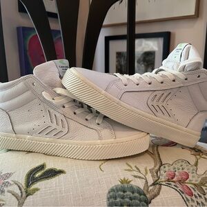 Brand New White Leather Cariuma Catiba High Top Sneakers